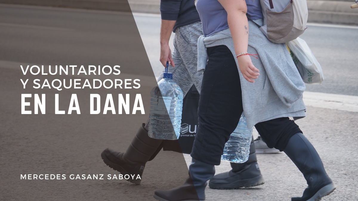 medio de cuerpo de dos personas andando por la carretera con botas de goma y llevando bidones de agua para representar a los voluntarios ayudando después de la dana en valencia para ilustrar blog devocional